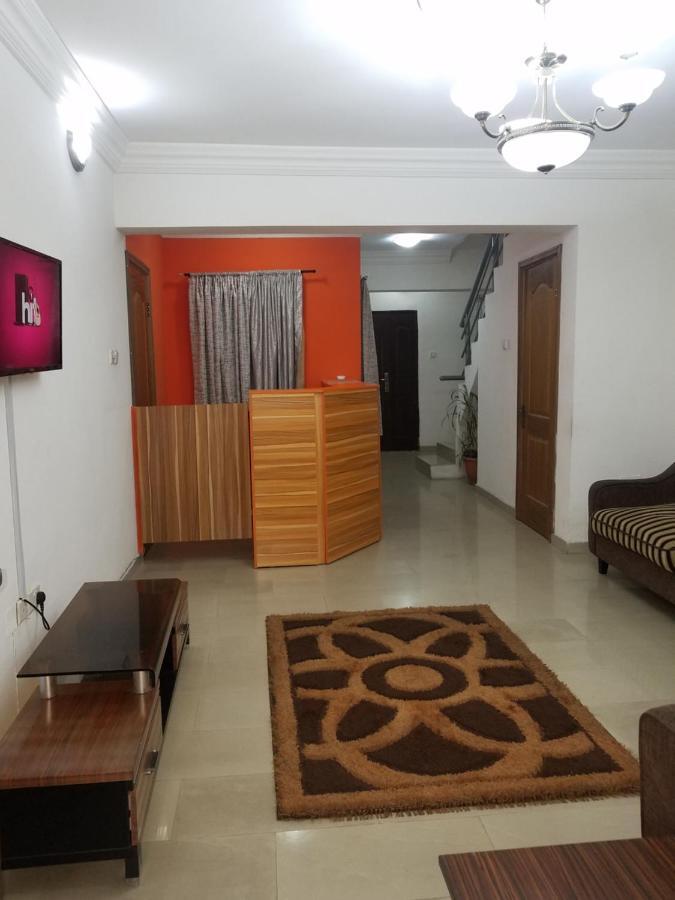 Joanne'S Court Hotel Lagos Ngoại thất bức ảnh